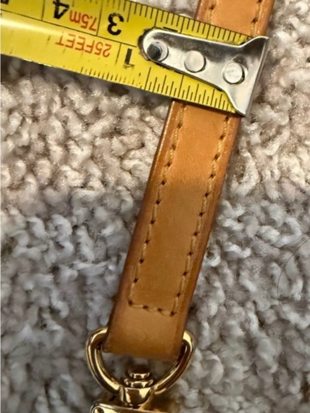 Louis Vuitton Tan Leather Adjustable Shoulder Strap - Picture 4 of 8